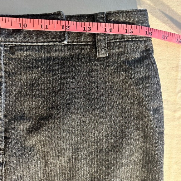 Talbots Black Denim Pencil Skirt Size 8 Like New - Picture 8 of 8